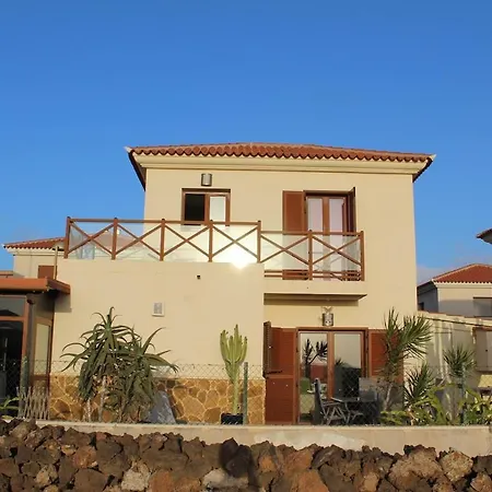 Casa Armonía Frente A Volcanes Сasa de vacaciones Corralejo